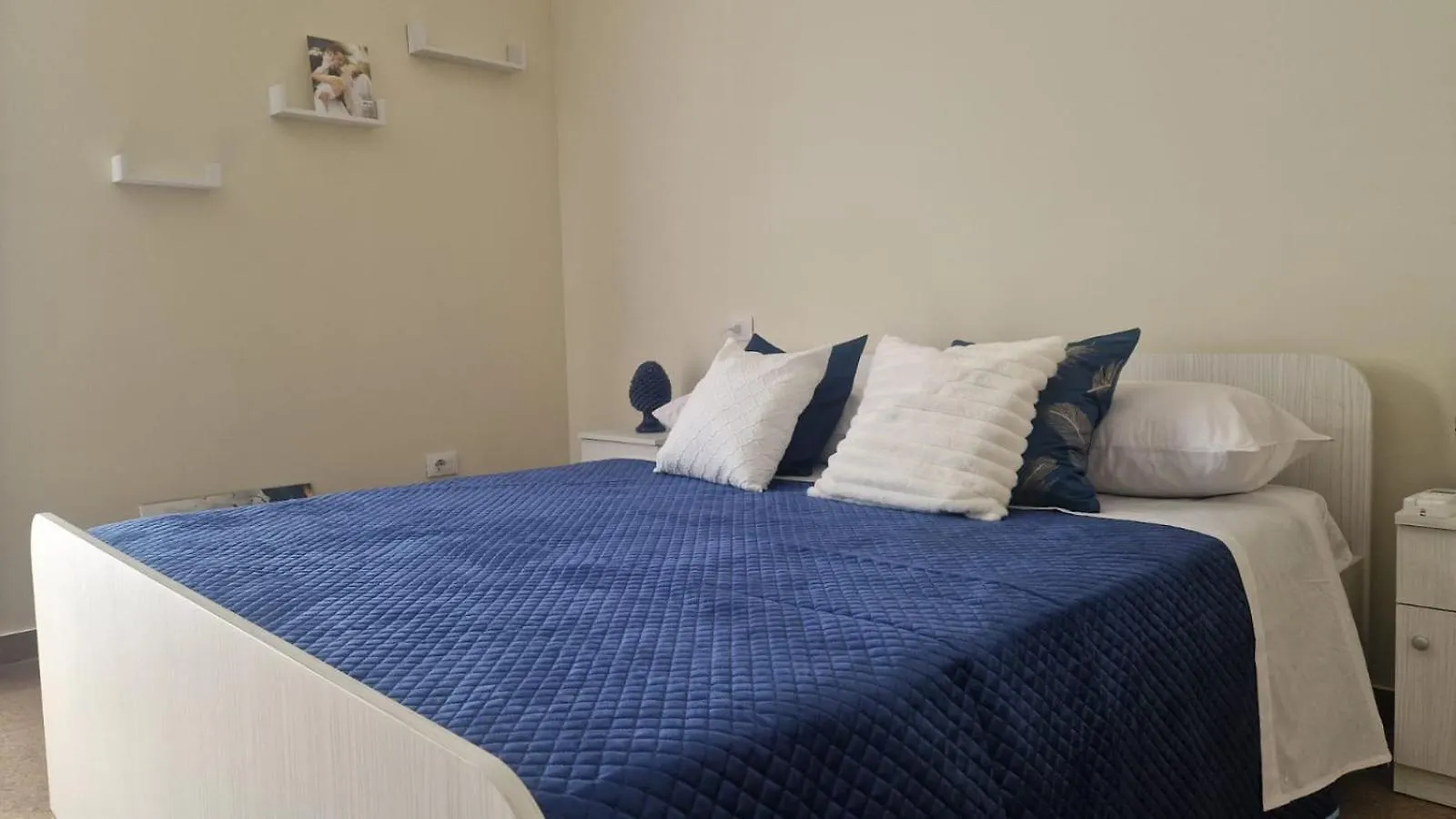 Guest house Ferrara Home 2 Catania Italy