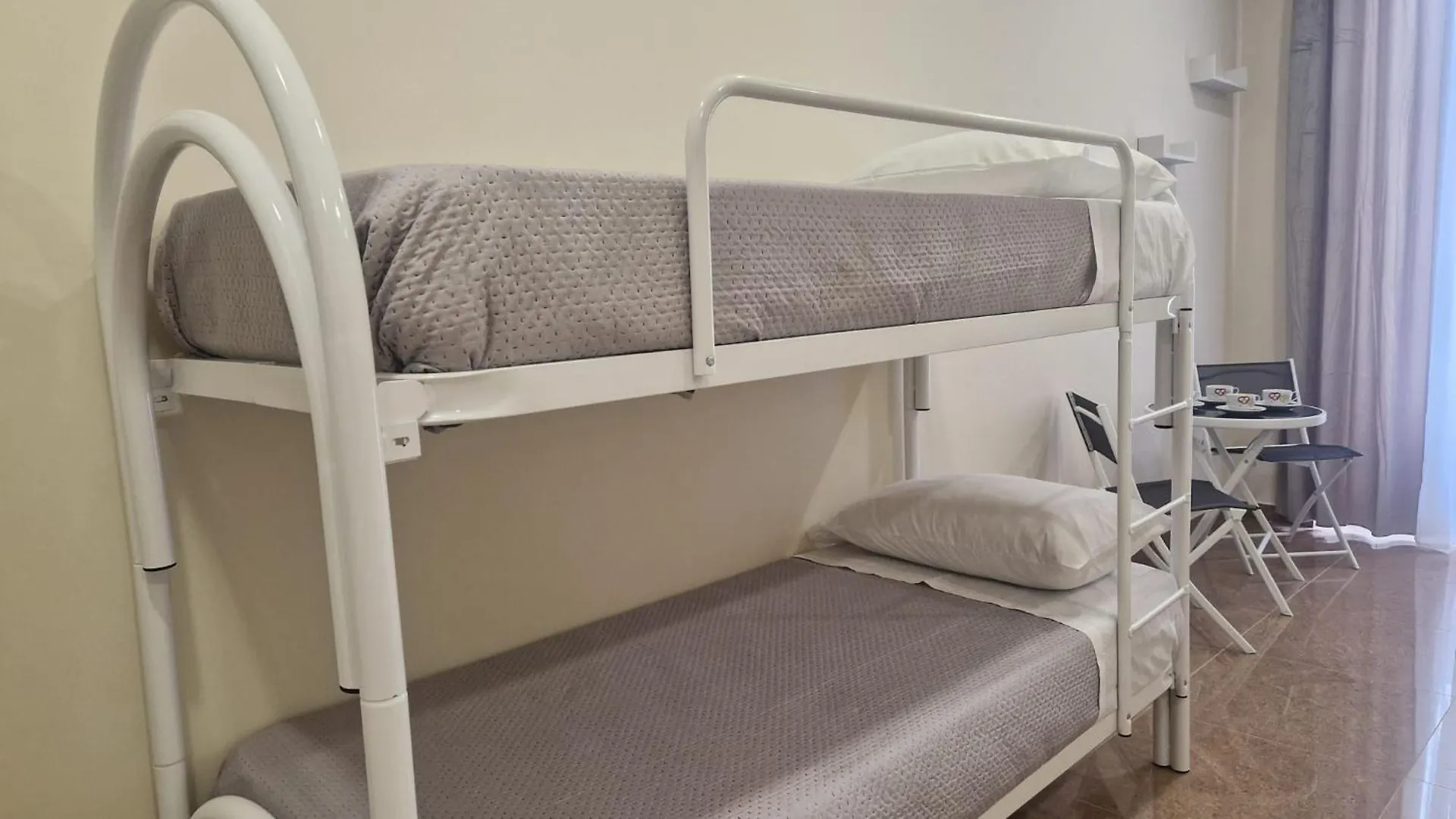 Ferrara Home 2 CTA Penzion